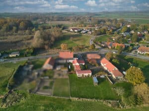 Doppelhaushälfte mit großem Grundstück und Liegenschaften in Lockwisch zum Kauf von Huss Immobilien